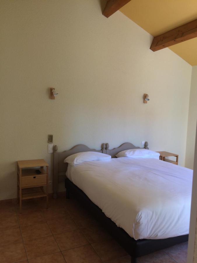 Castel Mireio Gites Cairanne Exterior photo